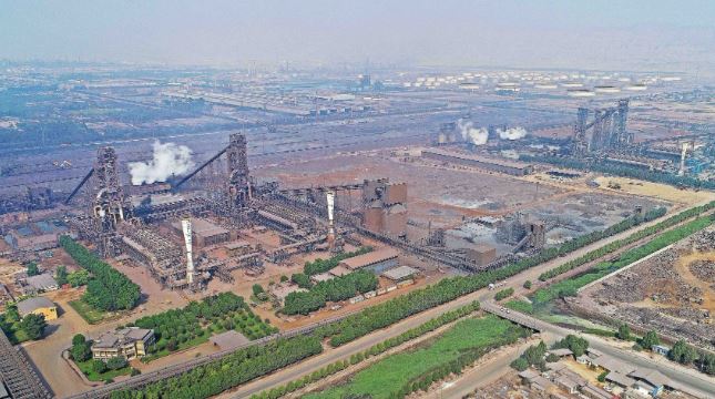 نقش پیشران منطقه ویژه اقتصادی صنایع معدنی و فلزی خلیج‌فارس در مسیر توسعه فناورانه – جهش فناوری در جنوب ایران