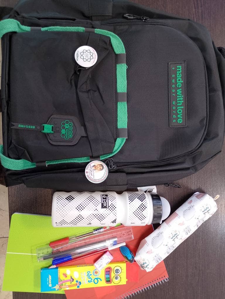 بیش از ۱۳۰۰ بسته نوشت‌افزار میان دانش‌آموزان کم‌برخوردار منطقه ۱۹ در قالب طرح «نسیم مهربانی» توزیع می شود