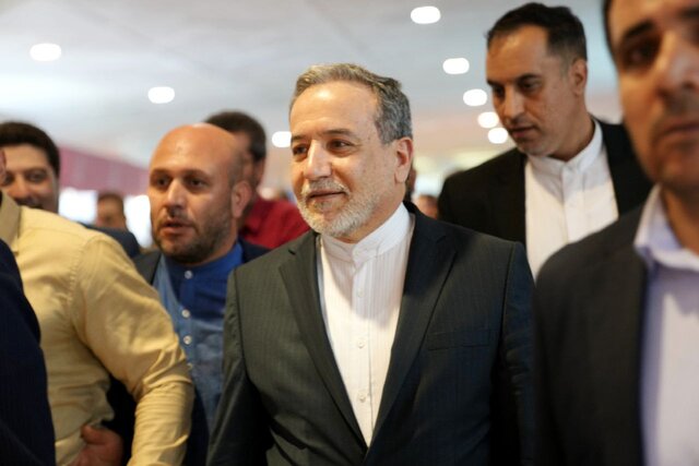 ایران از حق غنی‌سازی چشم‌پوشی نمی‌کند/ پیشنهادی دریافت نکردیم