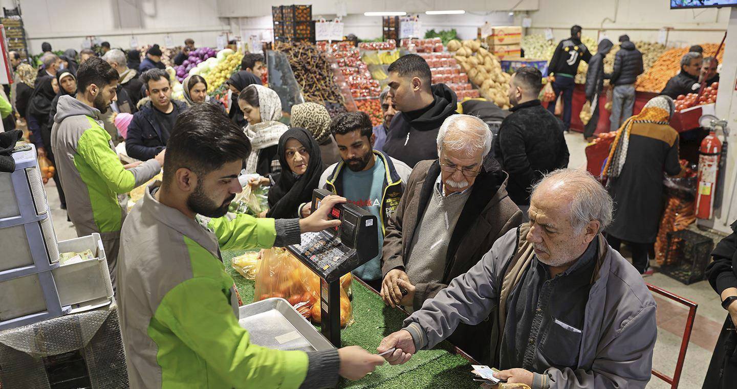 اختلاف قیمت ۳۷ درصدی میوه در میادین و بازارهای میوه و تره بار به نسبت سطح شهر