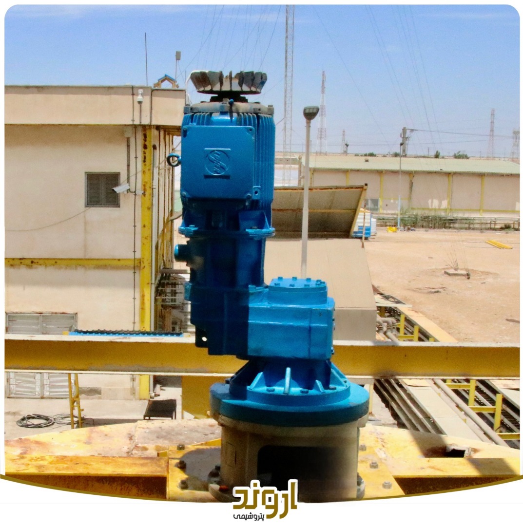 بازطراحی و ساخت کامل گیربکس همزن در پتروشیمی اروند