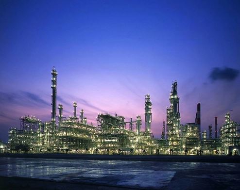 صنعت پتروشیمی در مرداب قیمت‌گذاری ؟