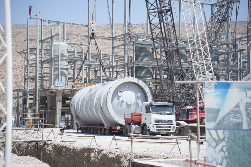 نصب نخستین مخزن تیپ سنگین ساخت داخل در سایت صنایع پلیمر گچساران/ پمپ‌های گریزازمرکز در راه گچساران/سفارش‌گذاری ۹۰ درصدی تجهیزات پروژه