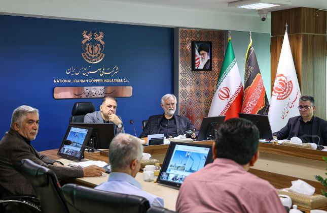 ساخت داخل باید از نظر کیفیت و قیمت با نمونههای خارجی رقابت کند ساخت داخل باید از نظر کیفیت و قیمت با نمونههای خارجی رقابت کند