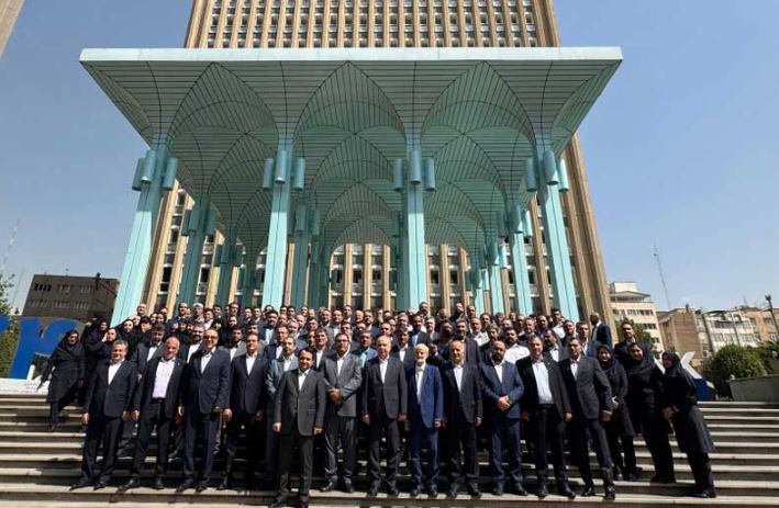 آیین بزرگداشت آغاز ۷۴مین سال فعالیت بانک صادرات ایران برگزار شد/ محسن سیفی: بانک صادرات ایران در مسیر دستیابی به جایگاه شایسته در نظام بانکی ثابت قدم است آیین بزرگداشت آغاز ۷۴مین سال فعالیت بانک صادرات ایران برگزار شد/ محسن سیفی: بانک صادرات ایران در مسیر دستیابی به جایگاه شایسته در نظام بانکی ثابت قدم است