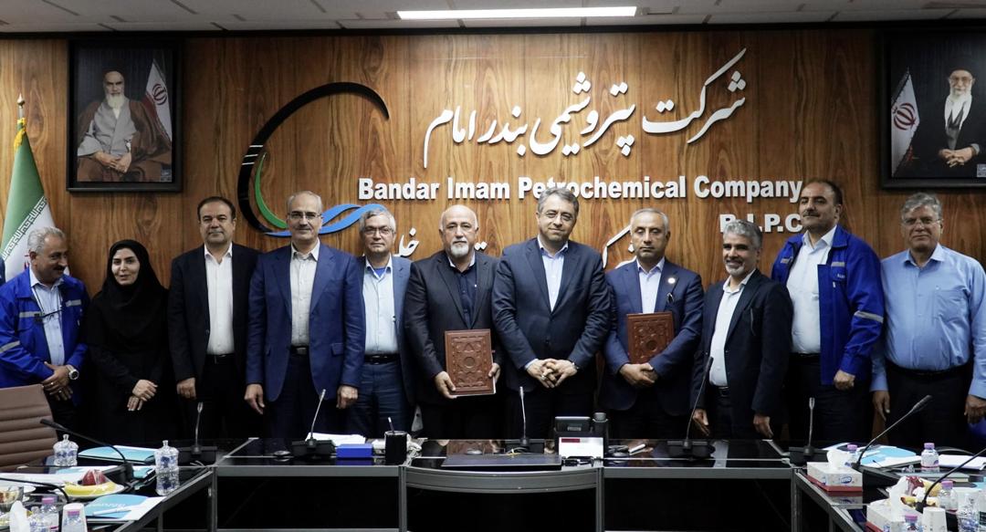 انعقاد قرارداد پیشفروش محصول بین پالایش گاز هویزه خلیجفارس و پتروشیمی بندرامام انعقاد قرارداد پیشفروش محصول بین پالایش گاز هویزه خلیجفارس و پتروشیمی بندرامام