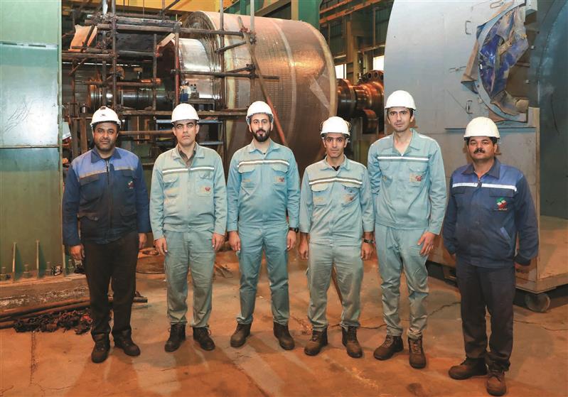 تراشکاری موفقیت‌آمیز کلکتور آرمیچر ۶۰ تنی در کارگاه برق تعمیرگاه مرکزی