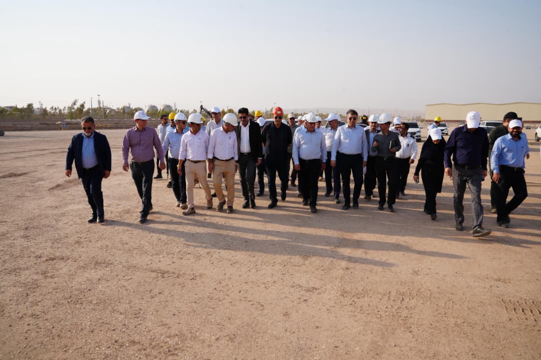 بازدید میدانی معاونان و مدیران ارشد گروه صنایع پتروشیمی خلیج فارس از پروژه‌های بیدبلند خلیج‌فارس