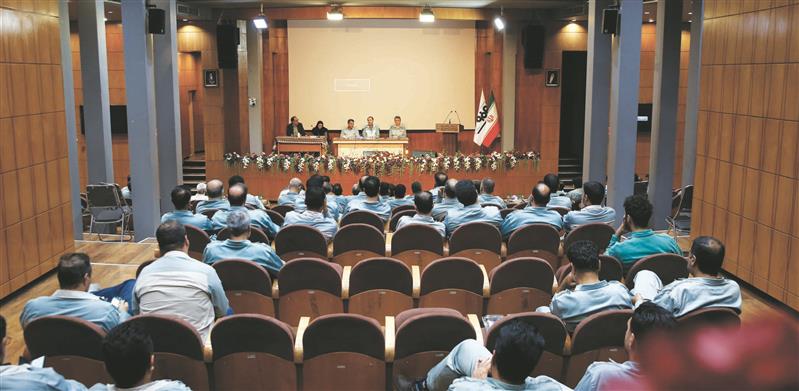 برگزاری تالار گفت‌وگو درخصوص نظرسنجی کمک‌هزینه سفر و رستوران