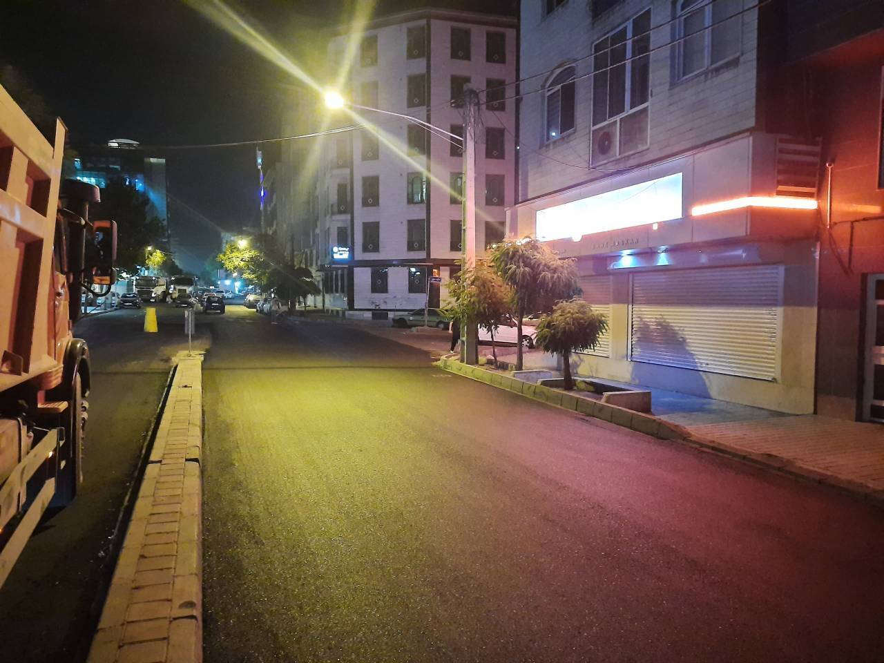 رفع نقاط بحرانی آبگرفتگی در منطقه ۵ رفع نقاط بحرانی آبگرفتگی در منطقه ۵