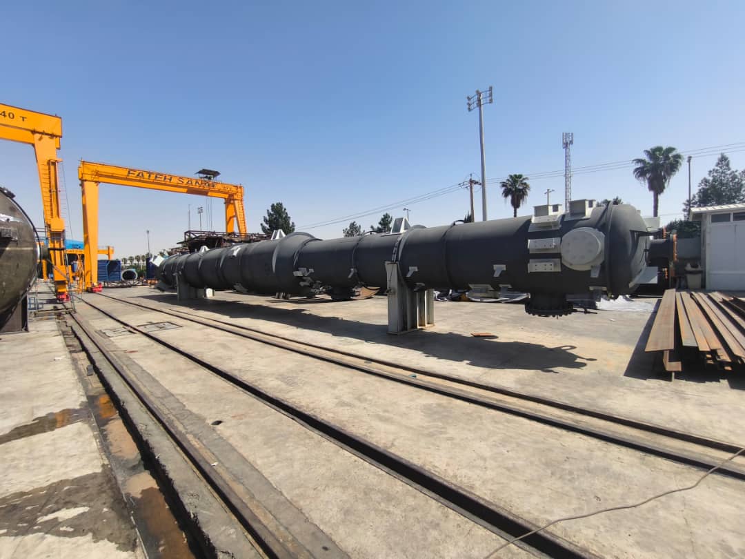 تاور ۲۹ متری پروژه پتروشیمی دهدشت آماده تحویل شد