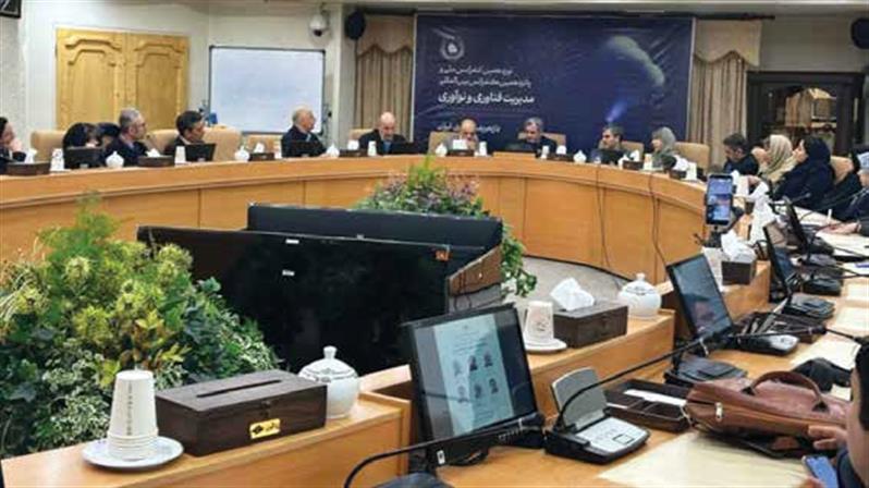 برای ادامه رشد گروه فولاد مبارکه عاملی جز نوآوری راهگشا نیست