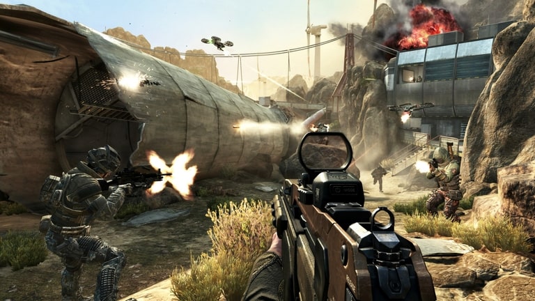 8 بازی شوتر اول شخص عالی برای تجربه آنلاین Call of Duty: Black Ops 2 هواپیما سقوط کرده
