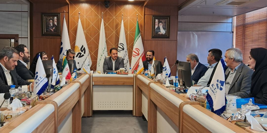 سوددهی شرکت کارخانجات تولیدی تهران پس از سال‌ها زیان، مجمع عادی سالیانه شرکت کارخانجات تولیدی تهران با تاکید بر ایجاد بسترهای جدید درآمدهای عملیاتی و توسعه پایدار کسب‌وکار برگزار شد