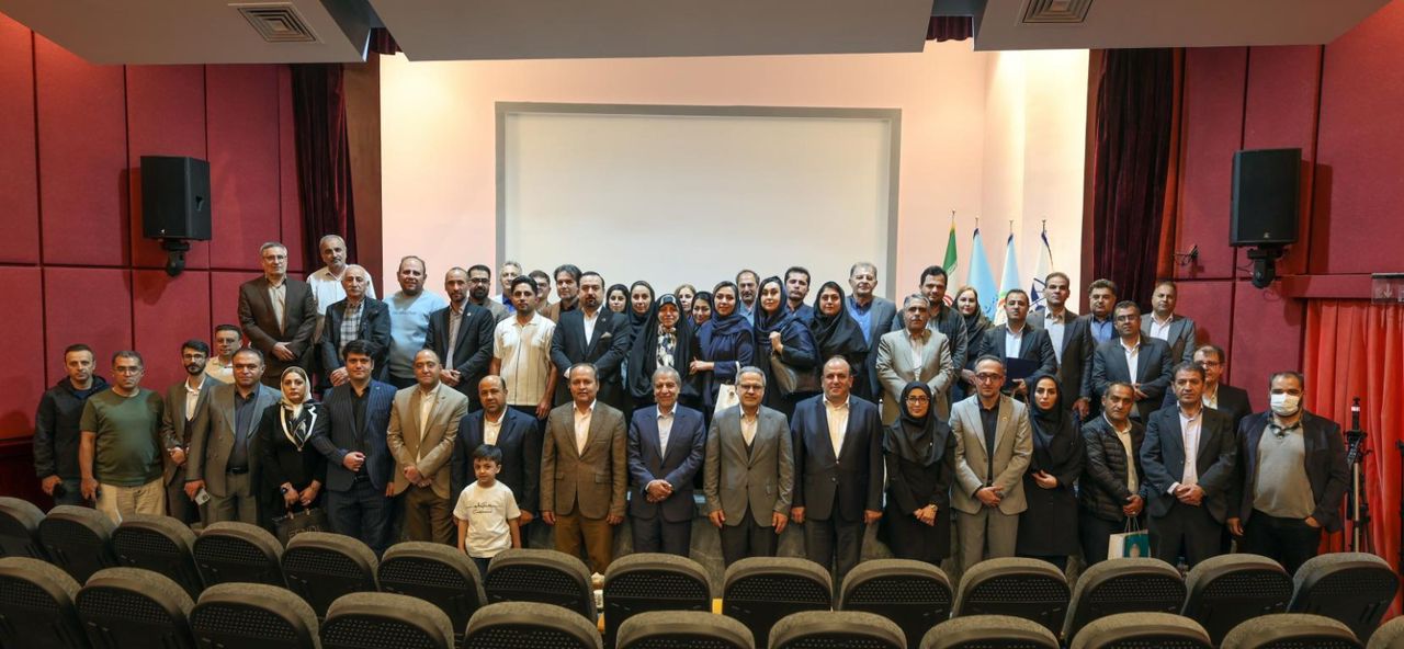 نشست هم‌اندیشی کارگزاران منطقه یک کشوری کانون جهانگردی و اتومبیلرانی برگزار شد