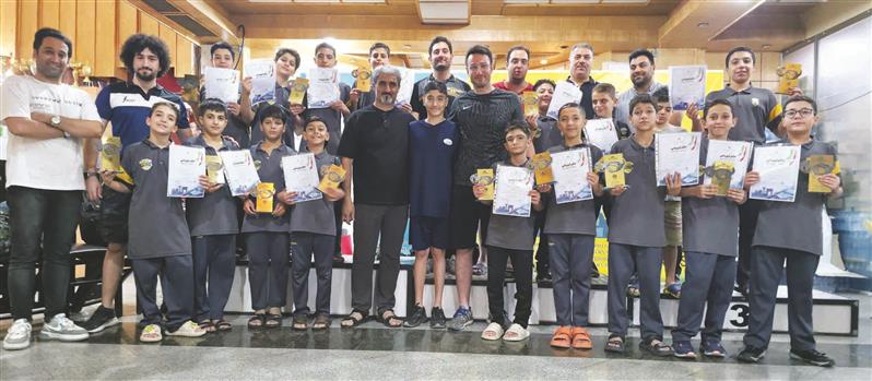 نایب‌قهرمانی آکادمی فولاد مبارکه در رقابت‌های شنای پسران کشور