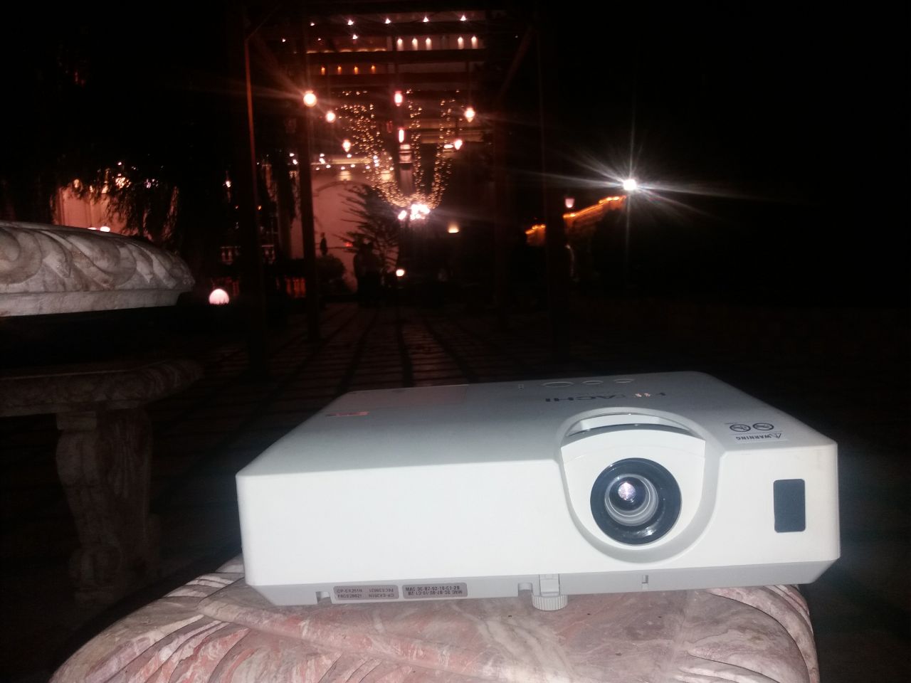 اجاره ویدیو پروژکتور فول پورت