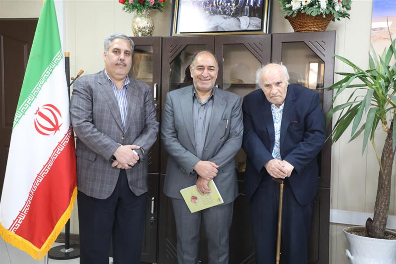 مدیرعامل شرکت سنگ آهن با دعوت از خلیل راستار، بر اهمیت تجربه مدیران گذشته تأکید کرد