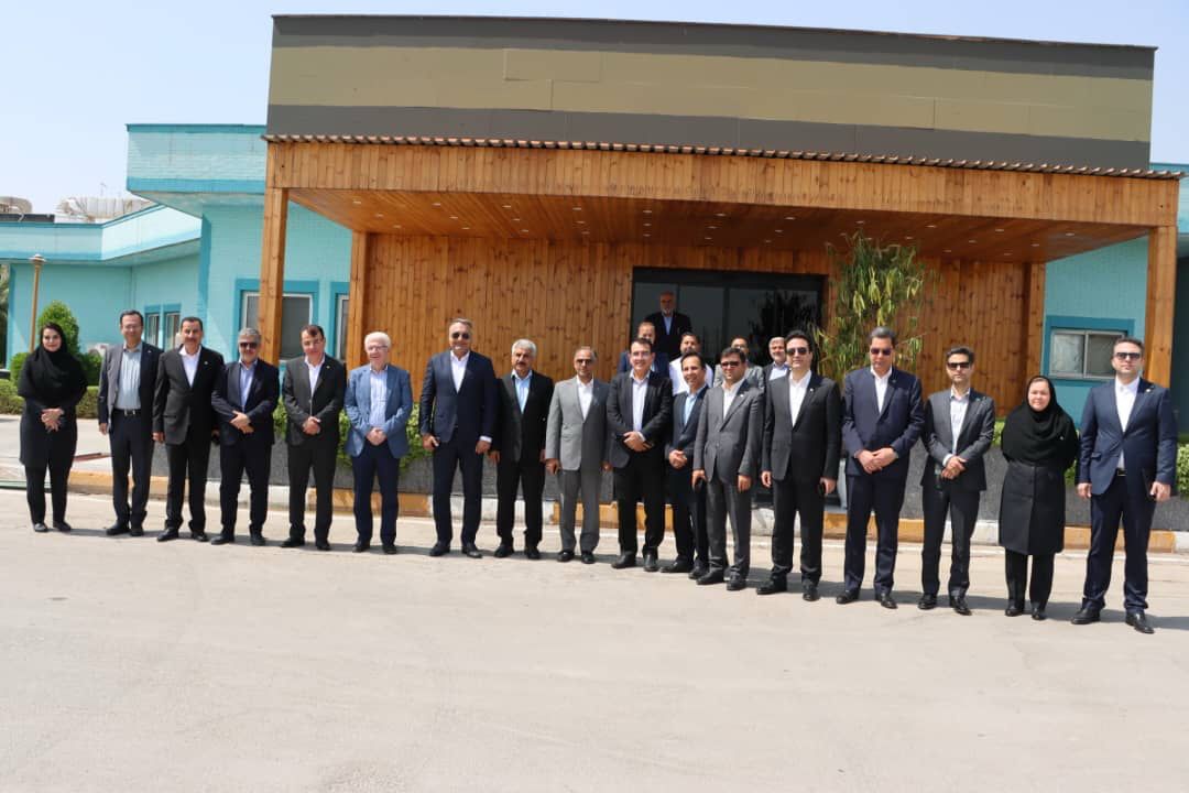 حرکت پتروشیمی اروند در مسیر توسعه مالی با همکاری بانک تجارت حرکت پتروشیمی اروند در مسیر توسعه مالی با همکاری بانک تجارت