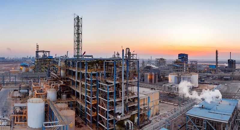 حضور پتروشیمی کارون در بزرگ‌ترین رویداد داروسازی ایران با هدف تامین زنجیره ارزش صنعت دارویی