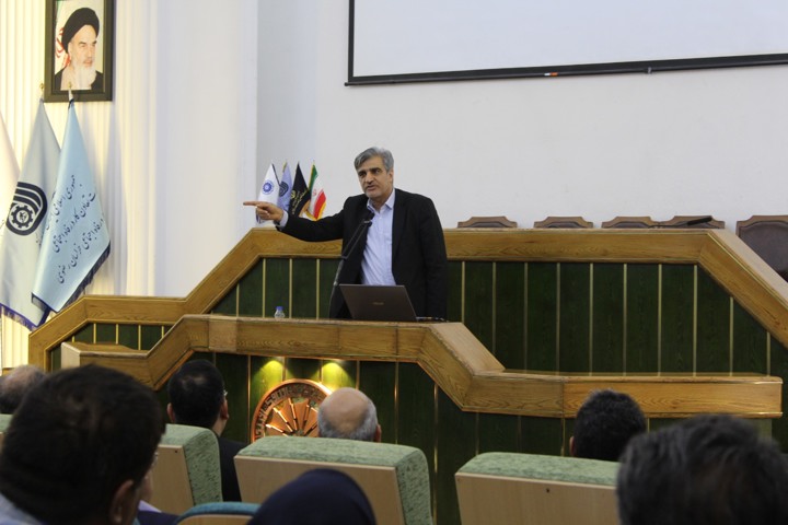 تصمیم های شتاب‌زده دلیل چالش مالی تامین اجتماعی است