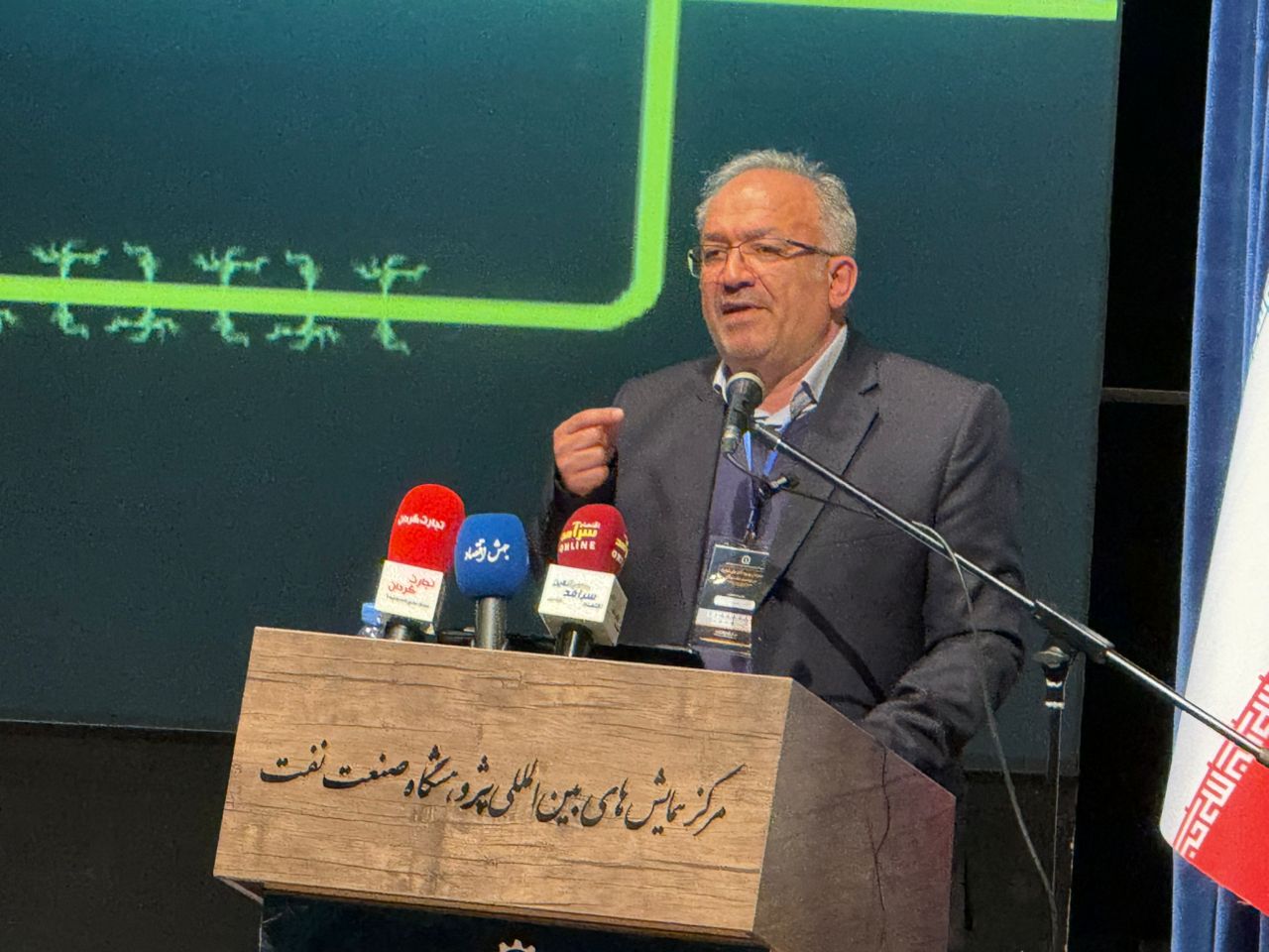 برنامه خرید ۱۵ دستگاه حفاری جدید با ۸۰۰ میلیون دلار اعتبار