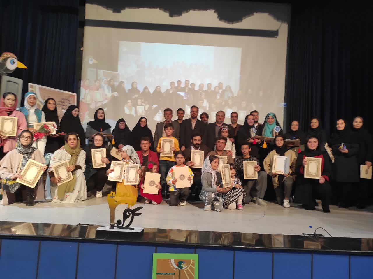 اختتامیه بیست و پنجمین جشنواره بین‌المللی قصه‌گویی کرمانشاه برگزار شد