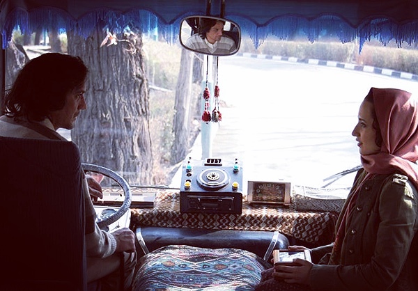 تنها دوبار زندگی میکنیم