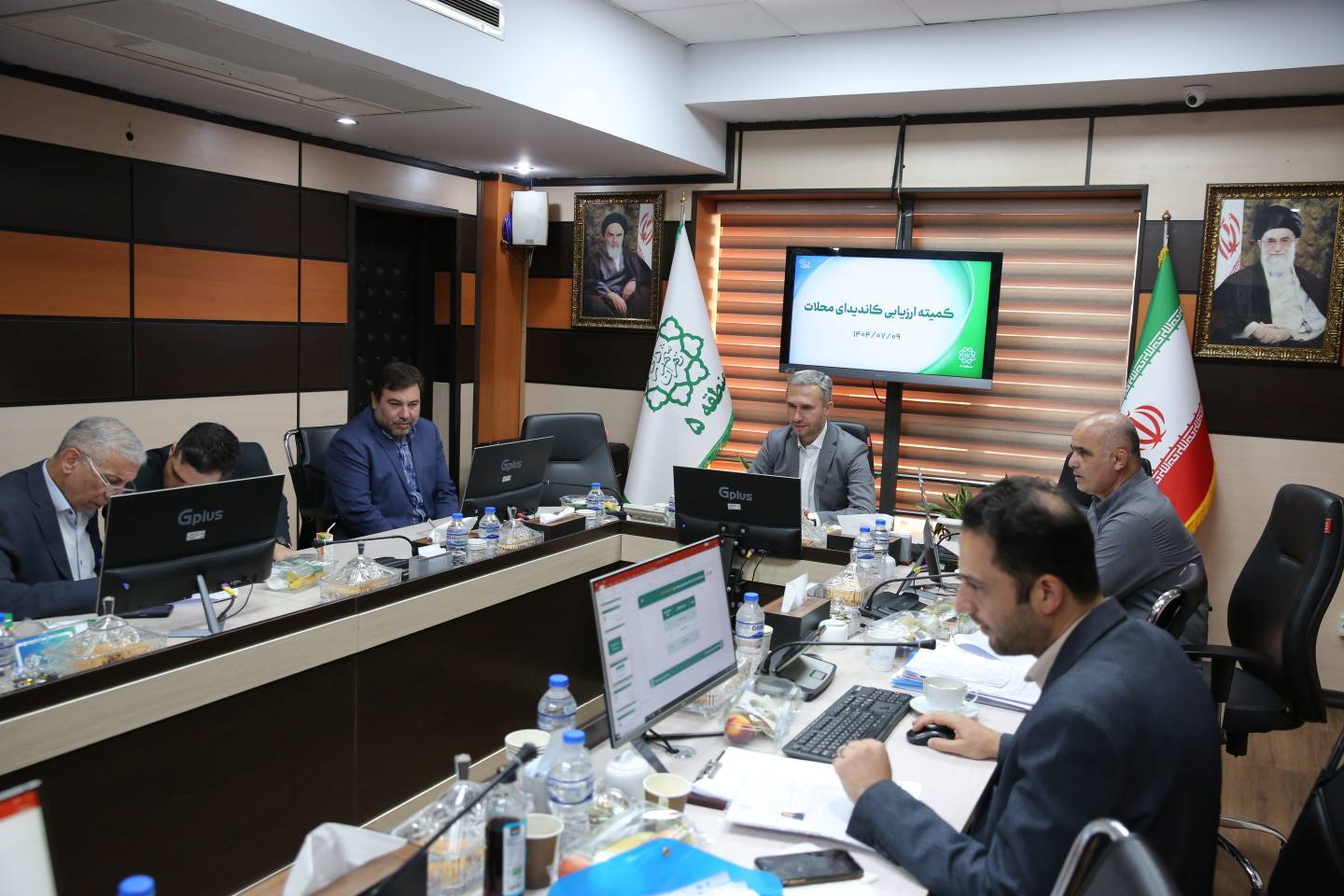 برگزاری کمیته ارزیابی کاندیداهای مدیریت محلات منطقه ۵؛ تأکید بر انتخاب مدیران شایسته و افزایش همبستگی اجتماعی