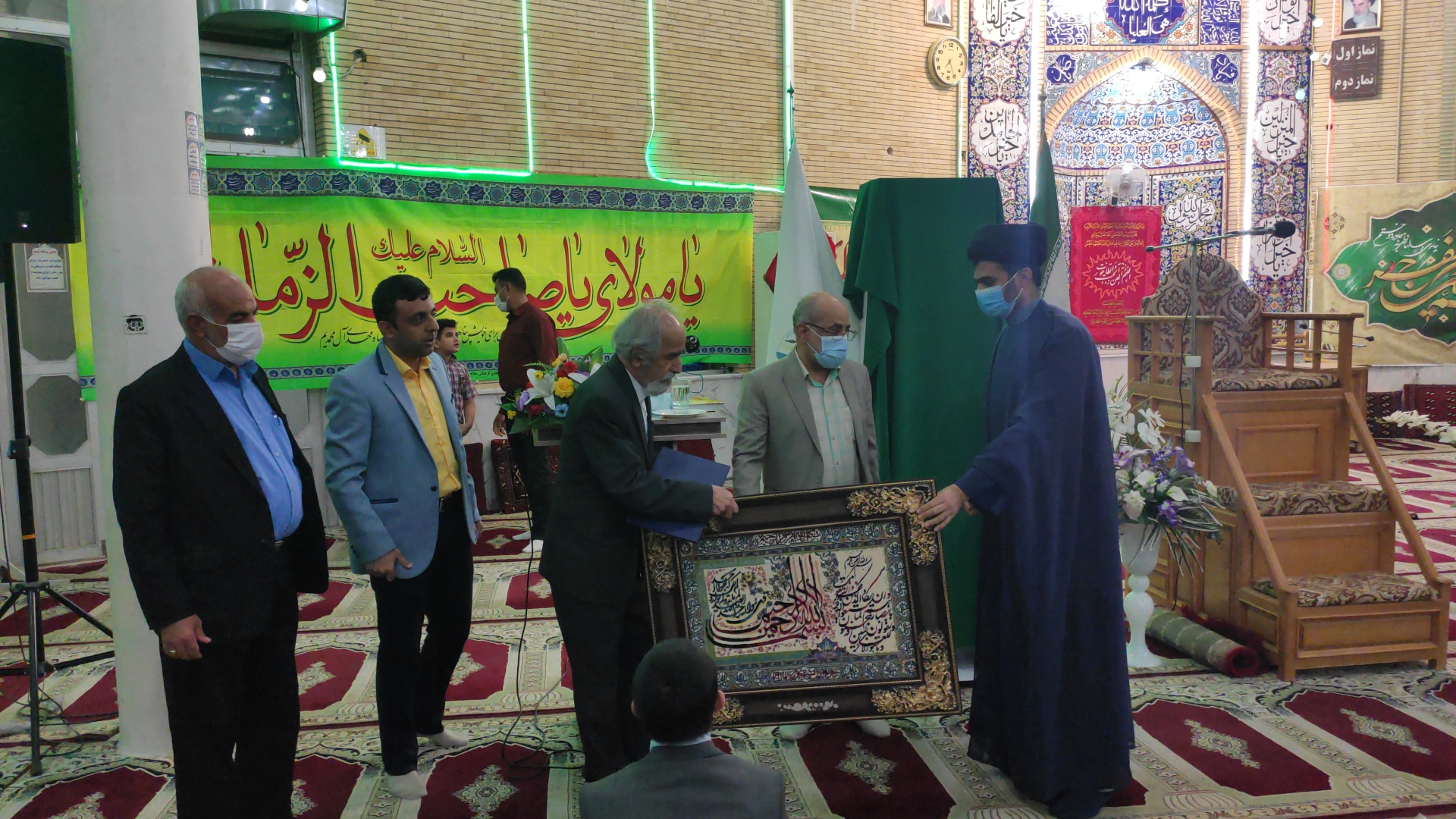 رونمایی از کتاب بر سجاده عشق، حبیب الله عمادی، کانون سلاله پاکان، سیدرضا موسوی تبار، سیدمهدی نسابه