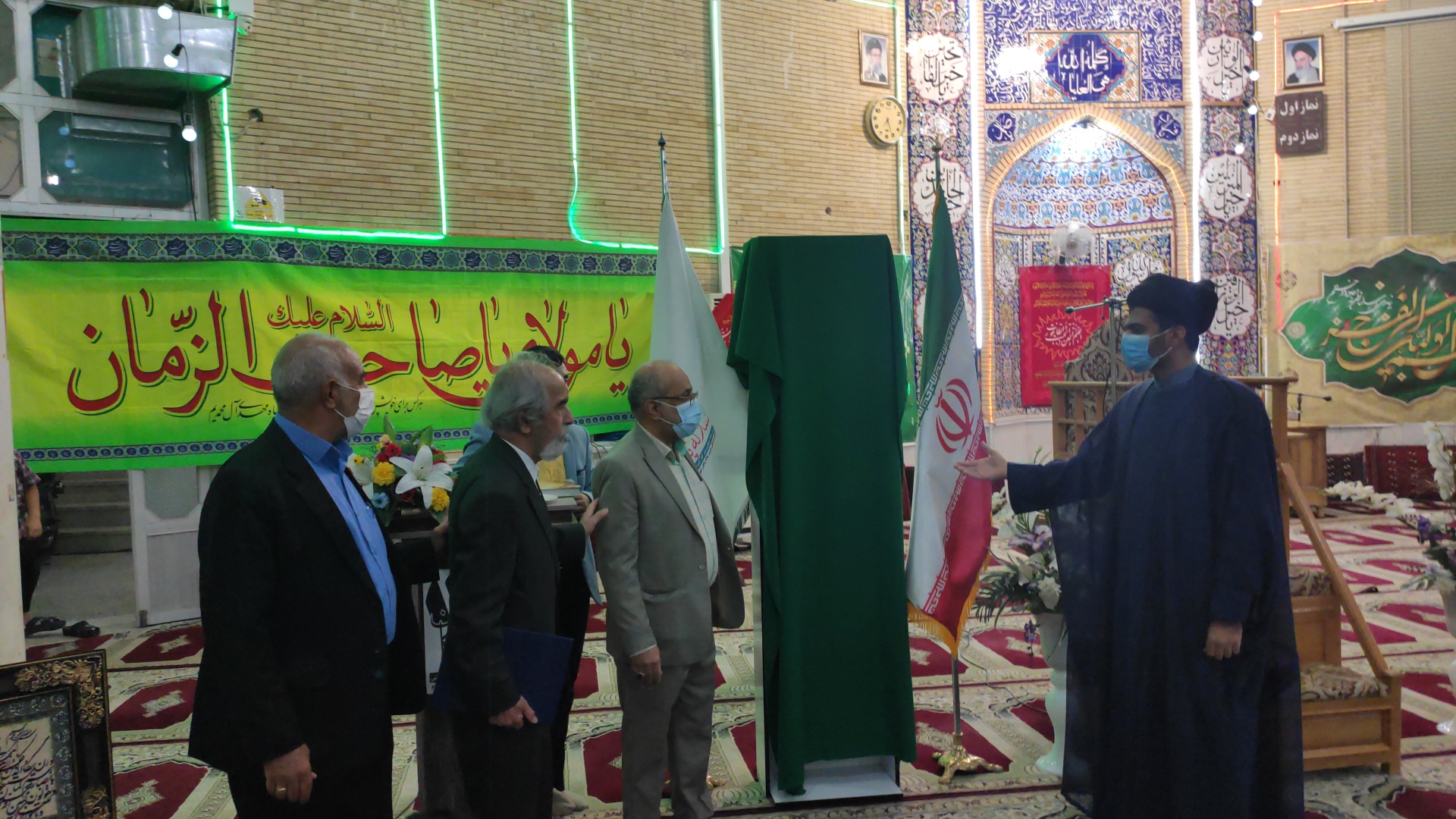 رونمایی از کتاب بر سجاده عشق، حبیب الله عمادی، کانون سلاله پاکان، سیدرضا موسوی تبار، سیدمهدی نسابه