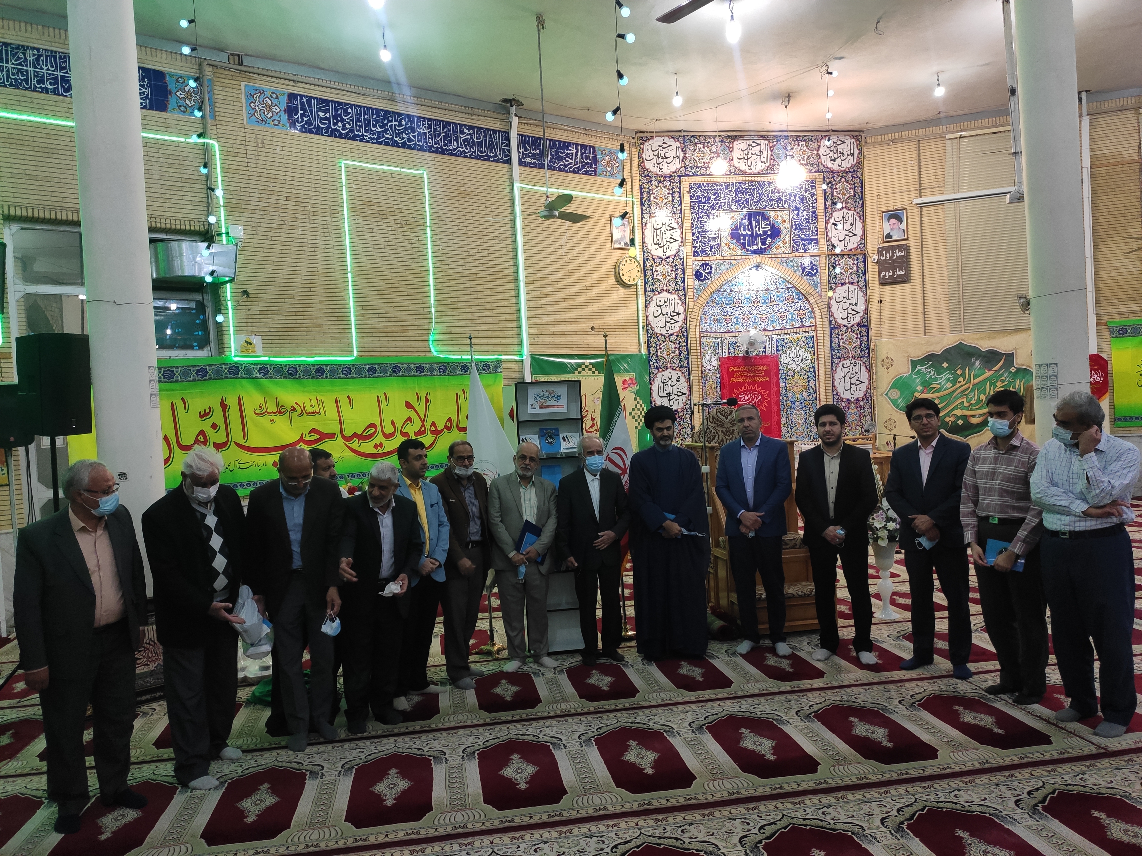 رونمایی از کتاب بر سجاده عشق، حبیب الله عمادی، کانون سلاله پاکان، سیدرضا موسوی تبار، سیدمهدی نسابه