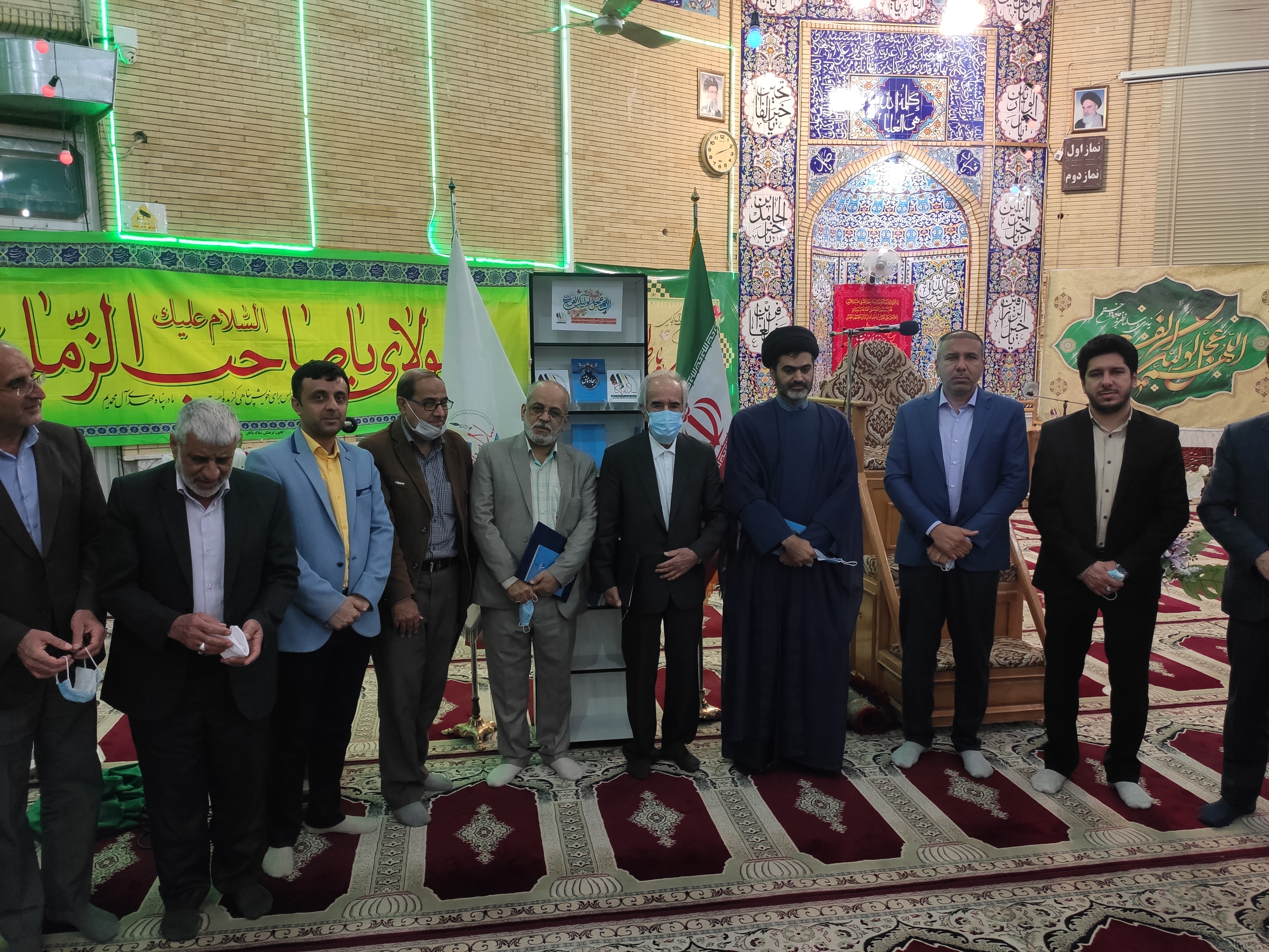 رونمایی از کتاب بر سجاده عشق، حبیب الله عمادی، کانون سلاله پاکان، سیدرضا موسوی تبار، سیدمهدی نسابه