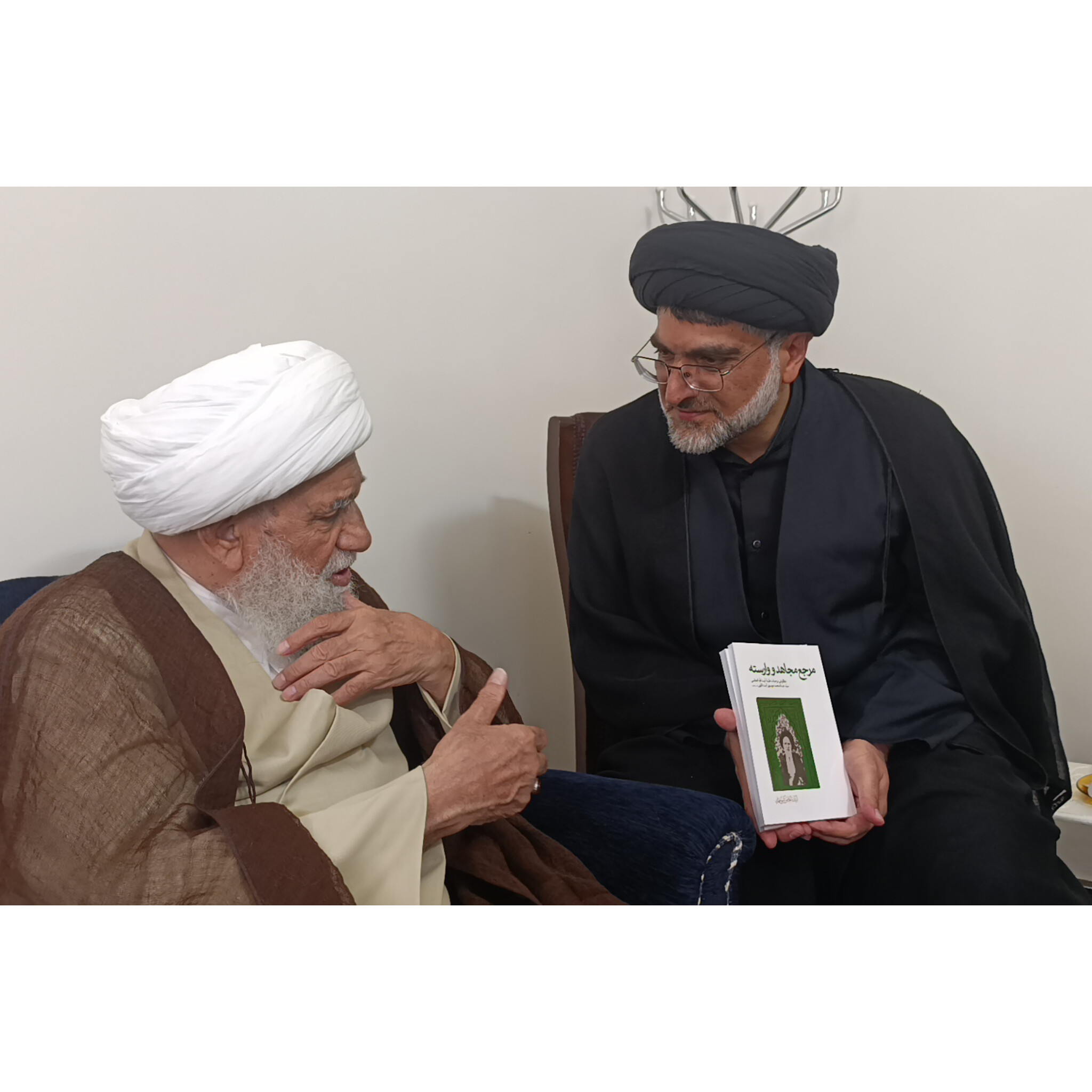 آیت الله کریمی جهرمی، سیدعلی آیت اللهی،آیت الله سیدحسین آیت اللهی، آیت الله الظمی سیدعبدالمحمد آیت اللهی، کتاب مرجع مجاهد و وارسته، سلاله پاکان