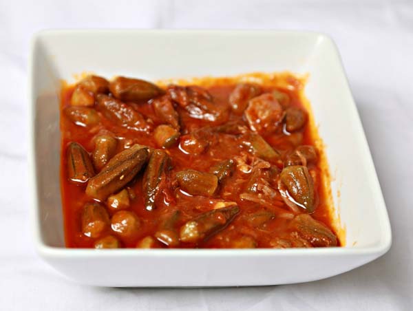 [تصویر:  okra-stew-1_58w6.jpg]
