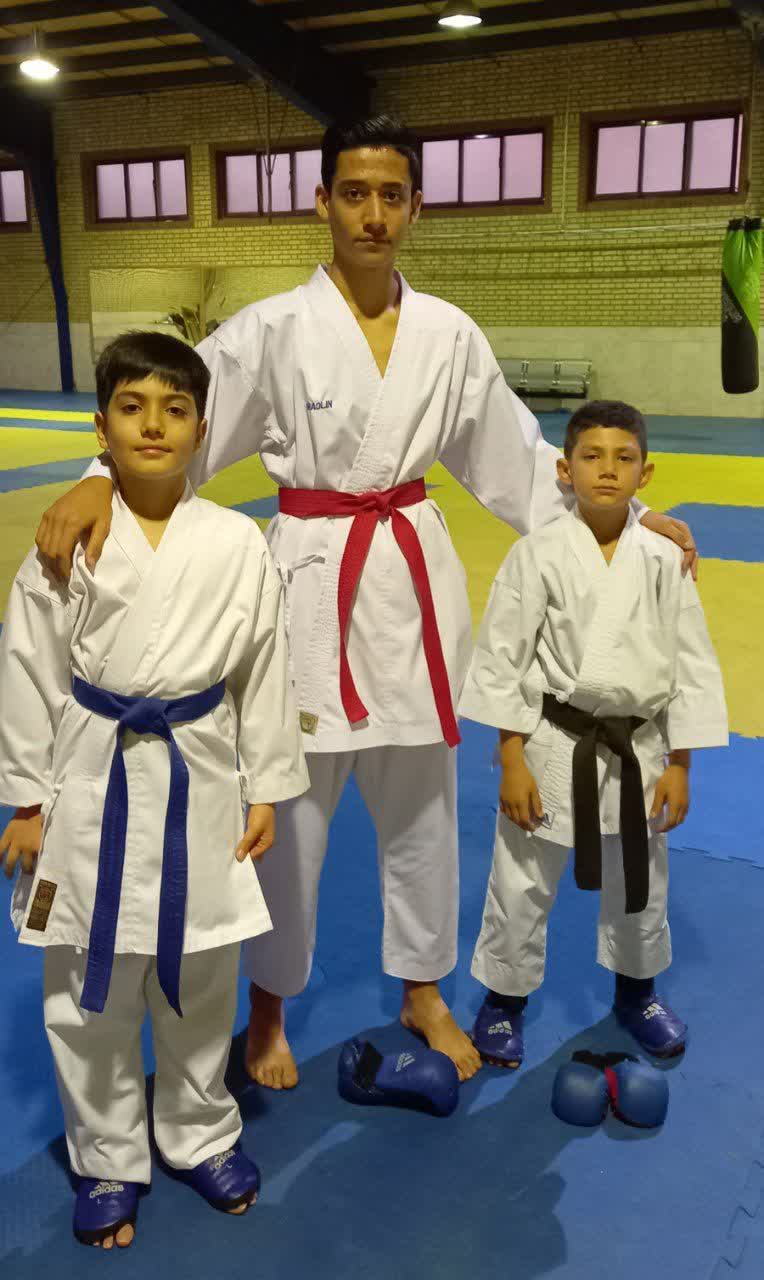 ❇️ حضور 3 تن از هنرجویان باشگاه الغدیر در دومین اردوی کومیته ی هیأت کاراته استان اصفهان   📆 پنجشنبه 9 آذر 1402 / خانه کاراته