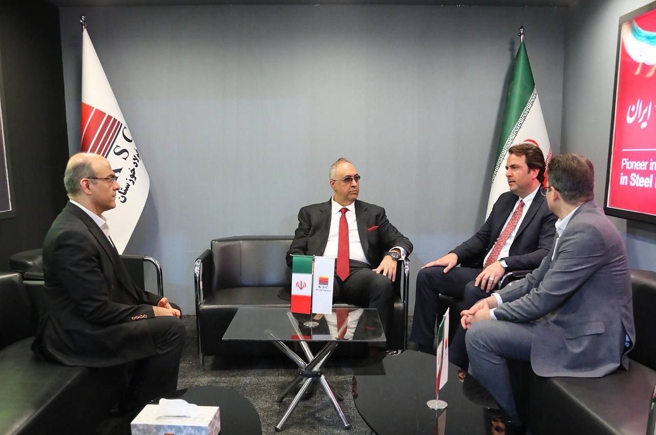 رایزنی مدیرعامل شرکت تافکو با هیات تجاری Export Pro در نمایشگاه ایران اکسپو ۲۰۲۵ رایزنی مدیرعامل شرکت تافکو با هیات تجاری Export Pro در نمایشگاه ایران اکسپو ۲۰۲۵