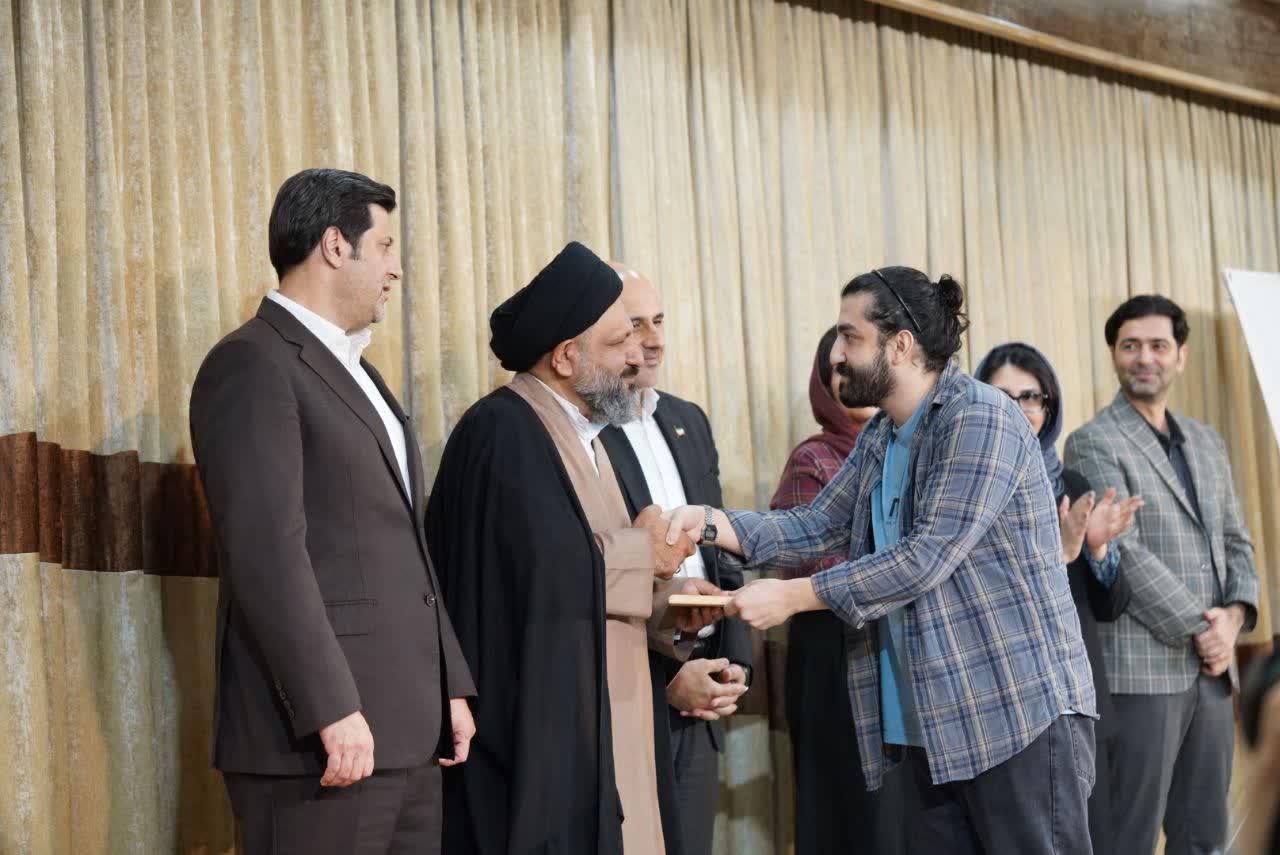 نخستین جشنواره فیلم کوتاه لاهیجان با معرفی برگزیدگان به کار خود پایان داد