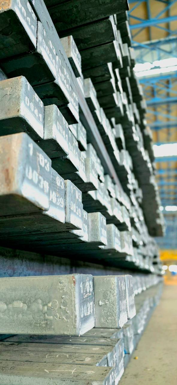 عرضه ۵ هزار تن شمش فولادی به‌صورت اعتباری ۳ماهه