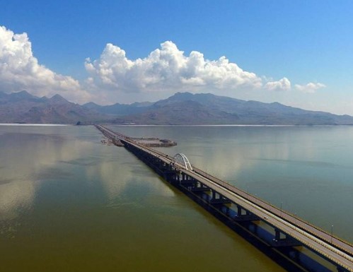 دلایل کاهش تراز آب دریاچه ارومیه/تحویل حجمی آب در شبکه آبیاری برخی مناطق حوضه آبریز دریاچه اجرا می‌شود