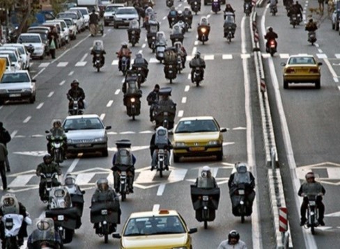 موتورسیکلت وسیله ای ناپایدار است/ ورود موتورسواران به بزرگراه ها ممنوع!