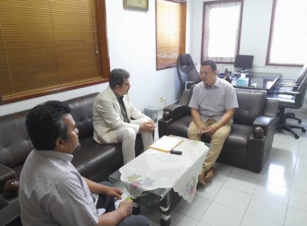 دیدار رئیس پژوهشكده بیمه با رئیس مؤسسه مدیریت ریسك و بیمه اندونزی