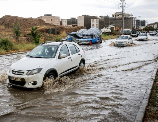 هشدار نارنجی هواشناسی تهران نسبت به فعالیت سامانه بارشی در استان