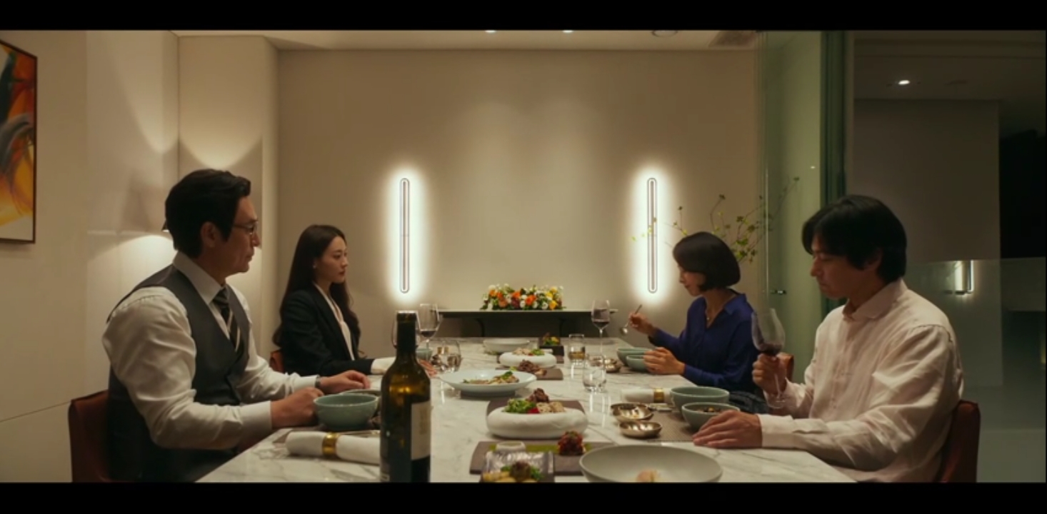 فیلم یک خانواده معمولی