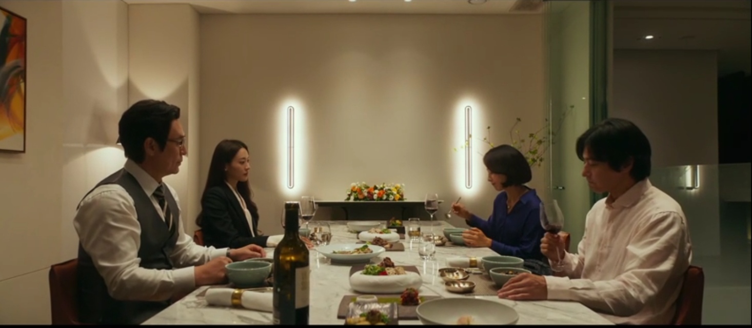 فیلم یک خانواده معمولی