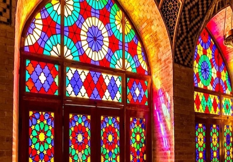 شیشه های رنگی