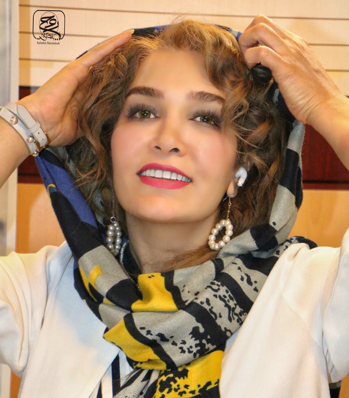 سمیه مهری بازیگر  جادوگر