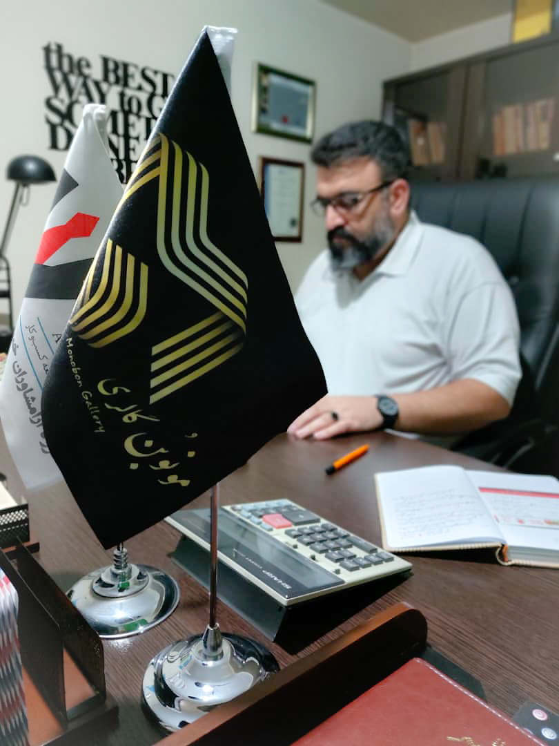 قیمت خرید ساعتهای کارن کورن