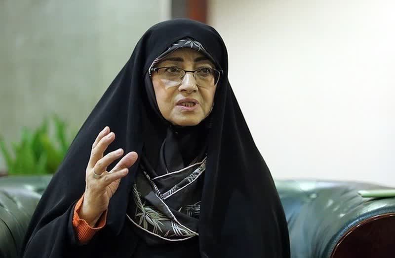 اشرف بروجردی ، کانون فرهنگی هنری سلاله پاکان