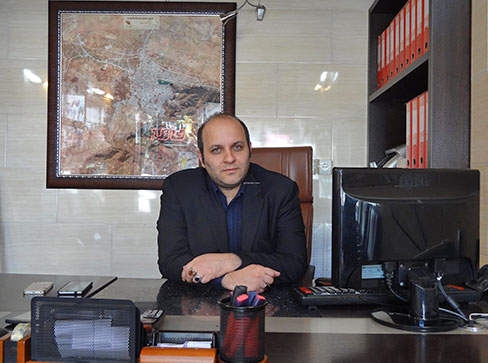 پرداخت عیدی کارگران رسمی و شرکتی شهرداری شلمان انجام شد